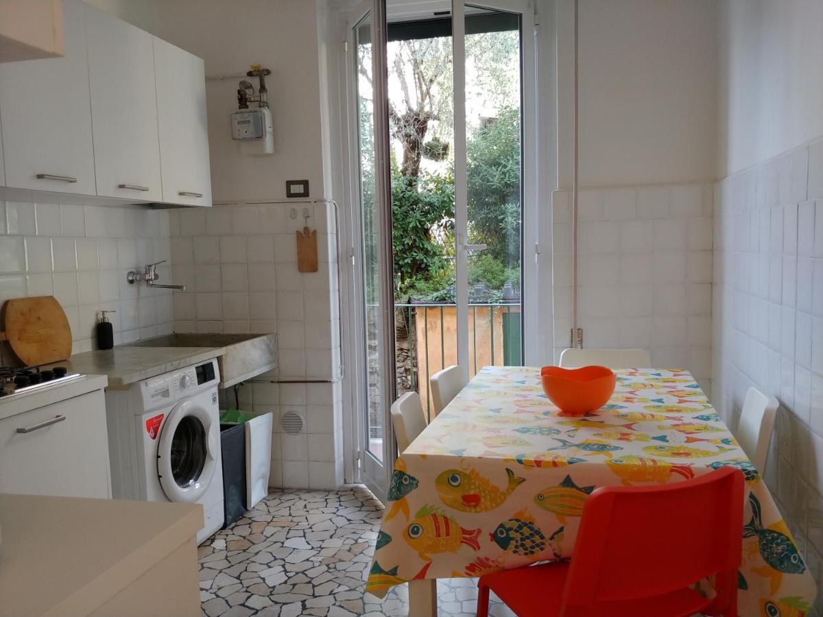 Casa Tina Apartment ซานตา มาร์เกอริตา ลีกูเร ภายนอก รูปภาพ